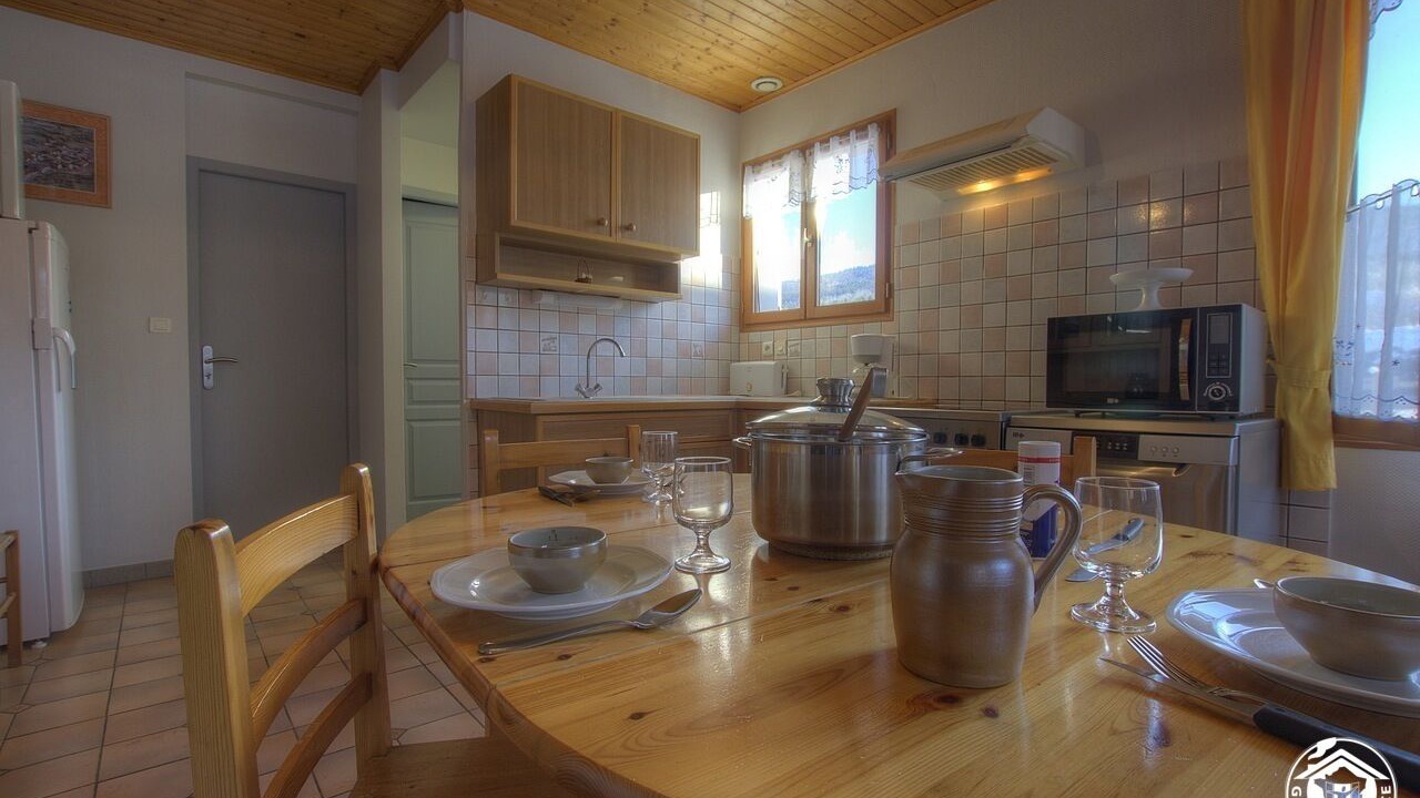 Photo of Kitchen in Outriaz