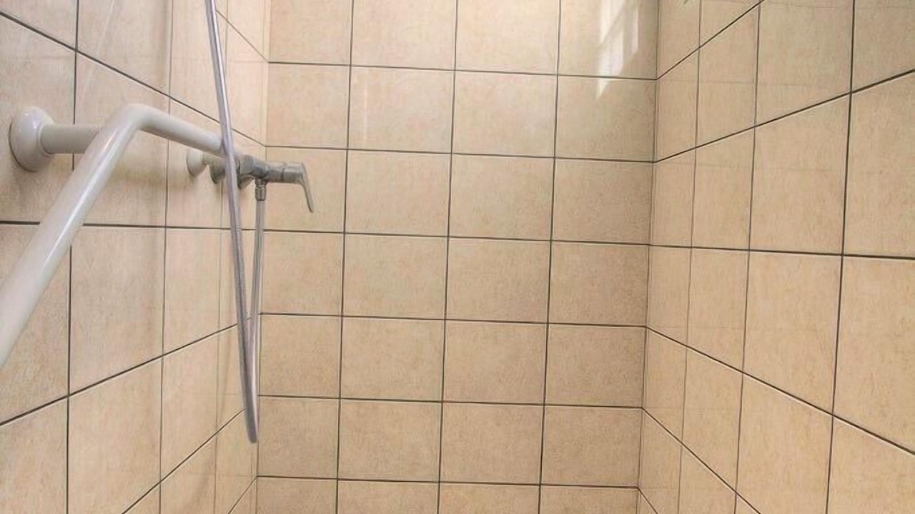 Photo of Bathroom in Outriaz