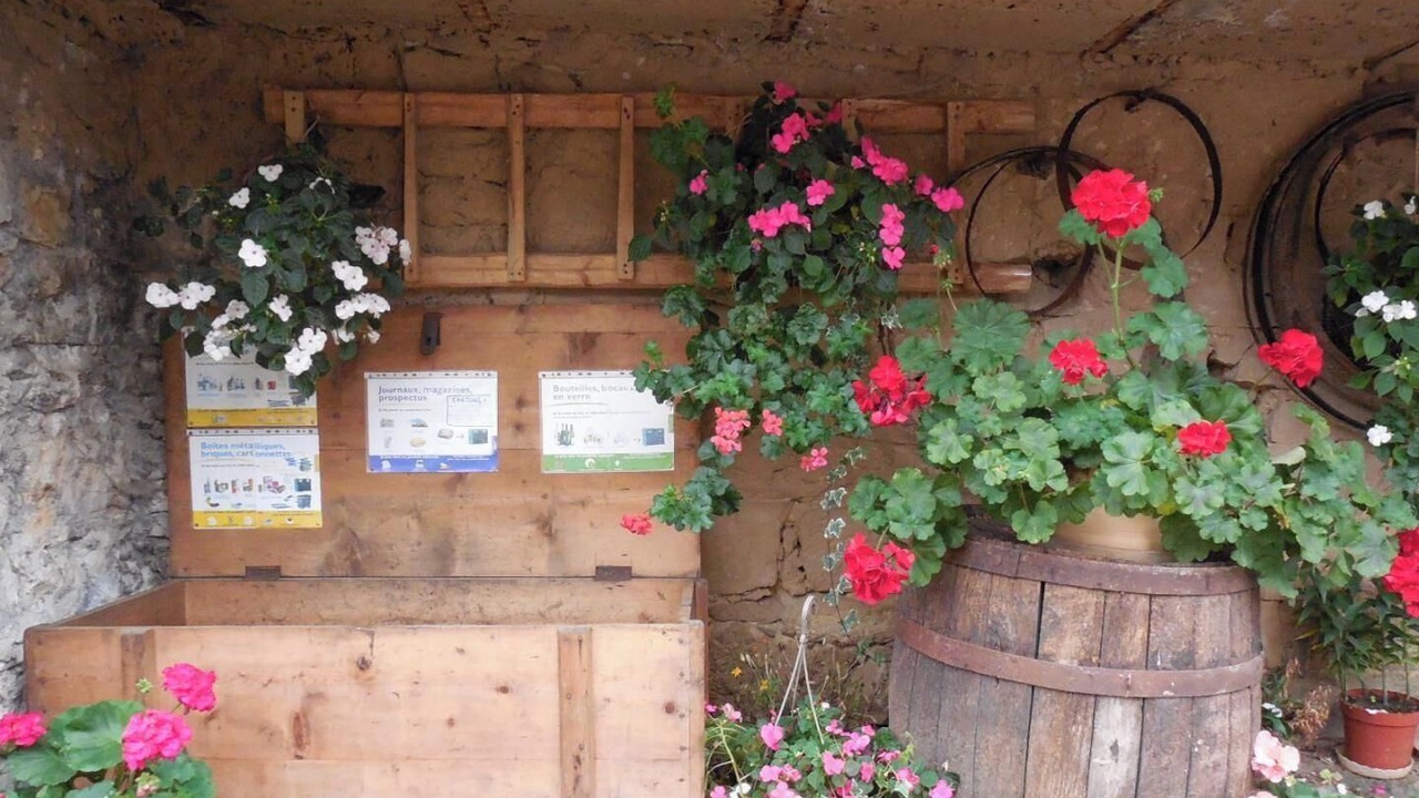 Photo of Outdoor in Boyeux-Saint-Jerome