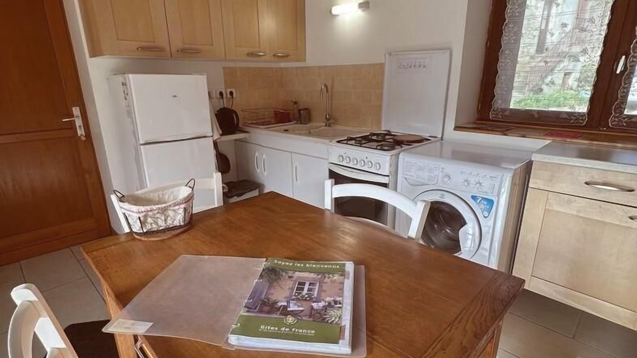 Photo of Kitchen in Boyeux-Saint-Jerome