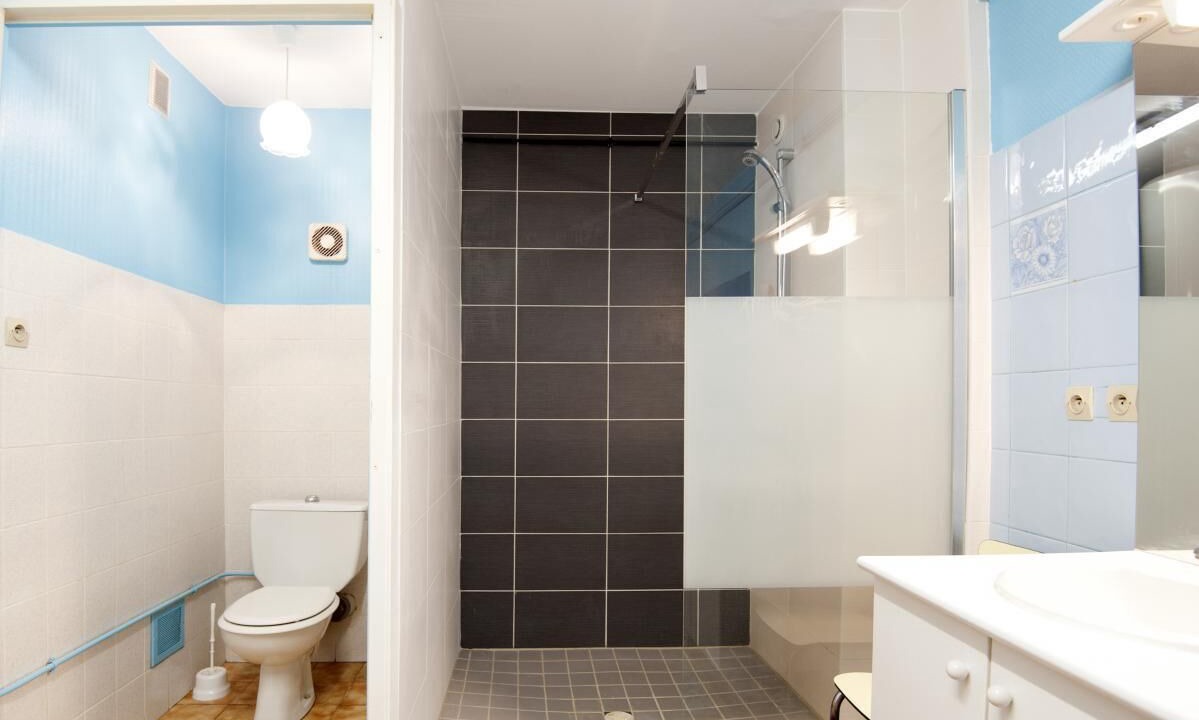 Photo of Bathroom in Tramoyes