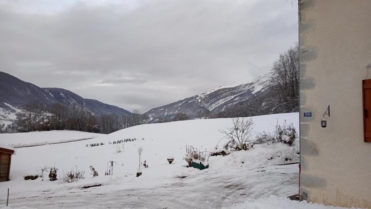 Photo of Outdoor in Chezery Forens