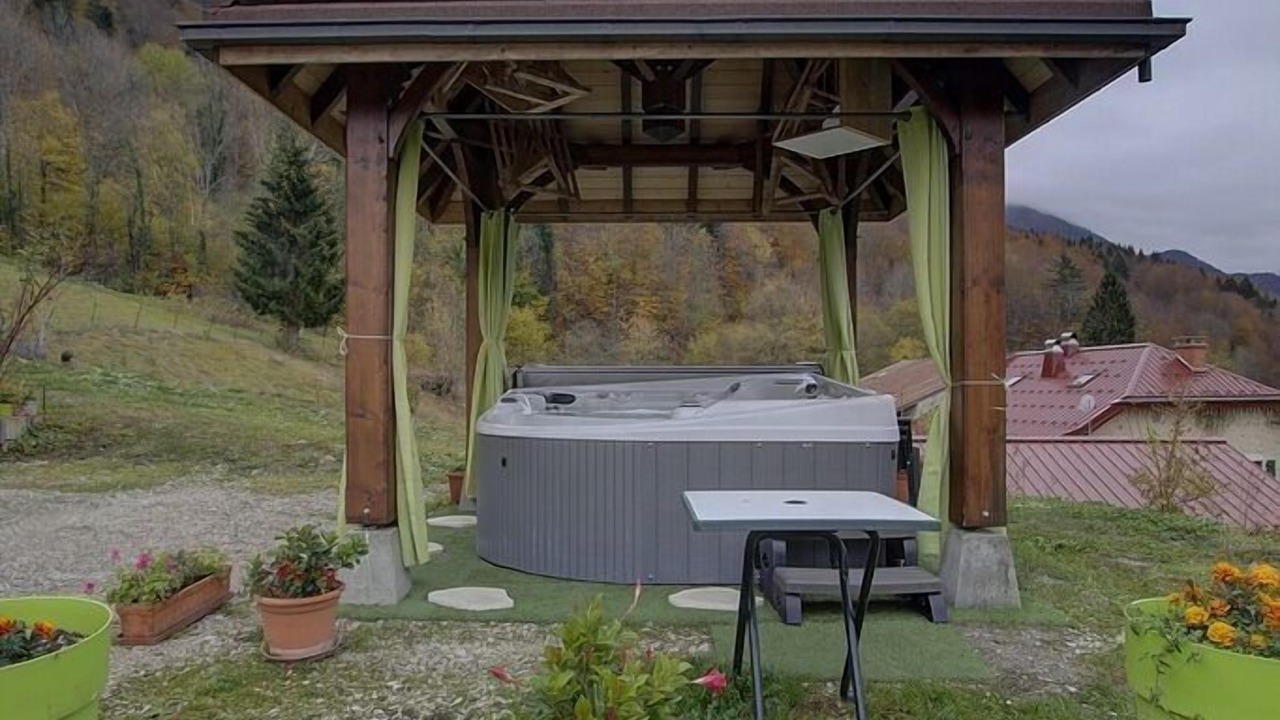 Photo of Outdoor in Chezery Forens