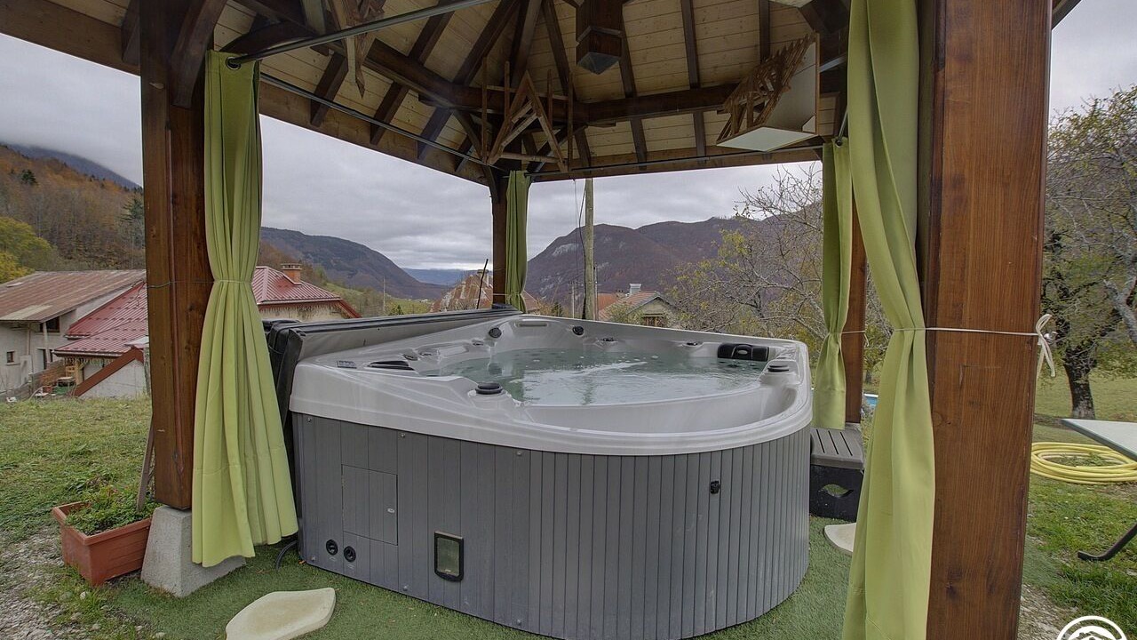 Photo of Outdoor in Chezery Forens