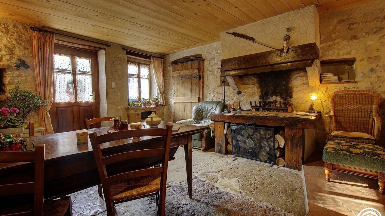 Photo of Others in Contrevoz