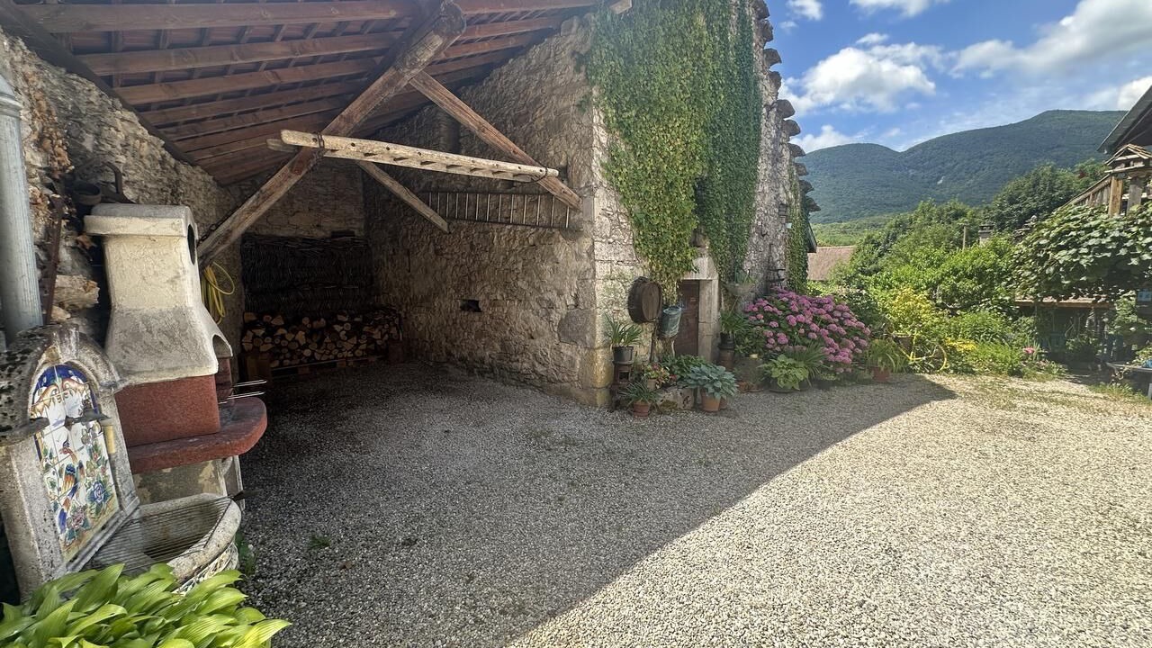 Photo of Outdoor in Contrevoz