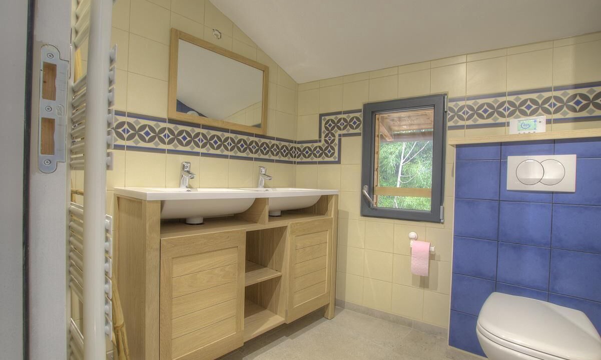 Photo of Bathroom in Montagnat