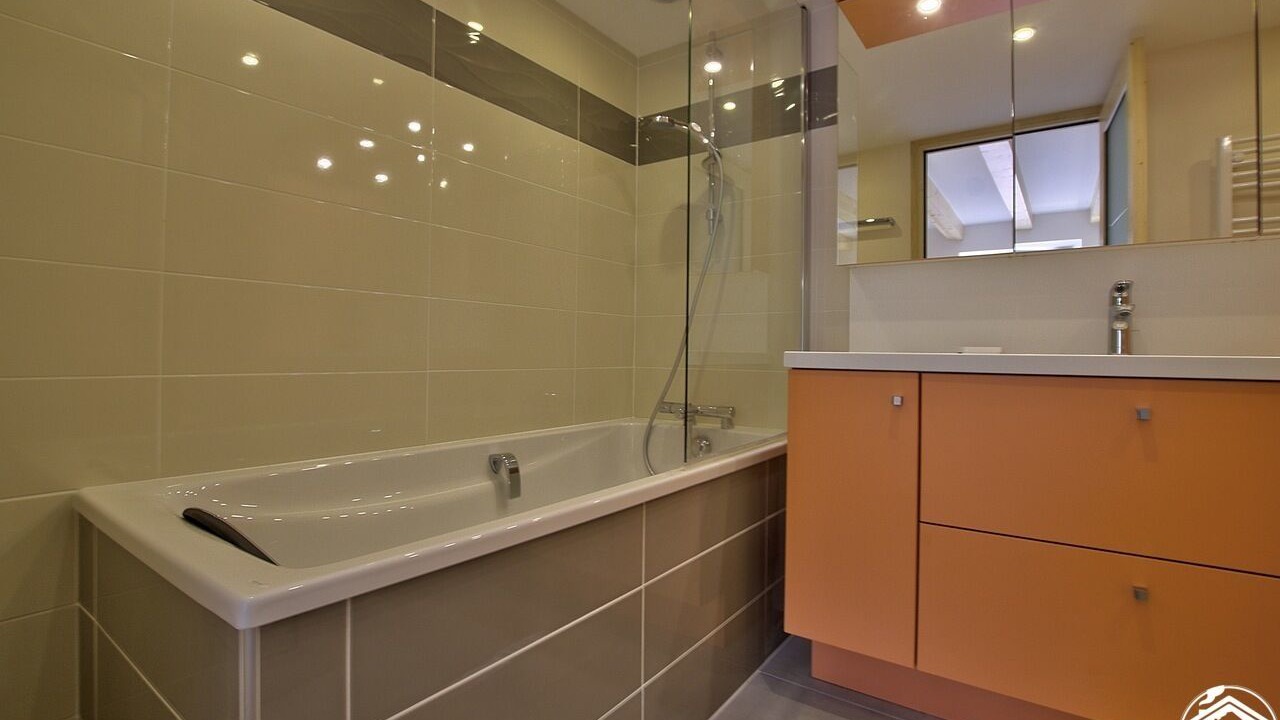 Photo of Bathroom in Boyeux-Saint-Jerome