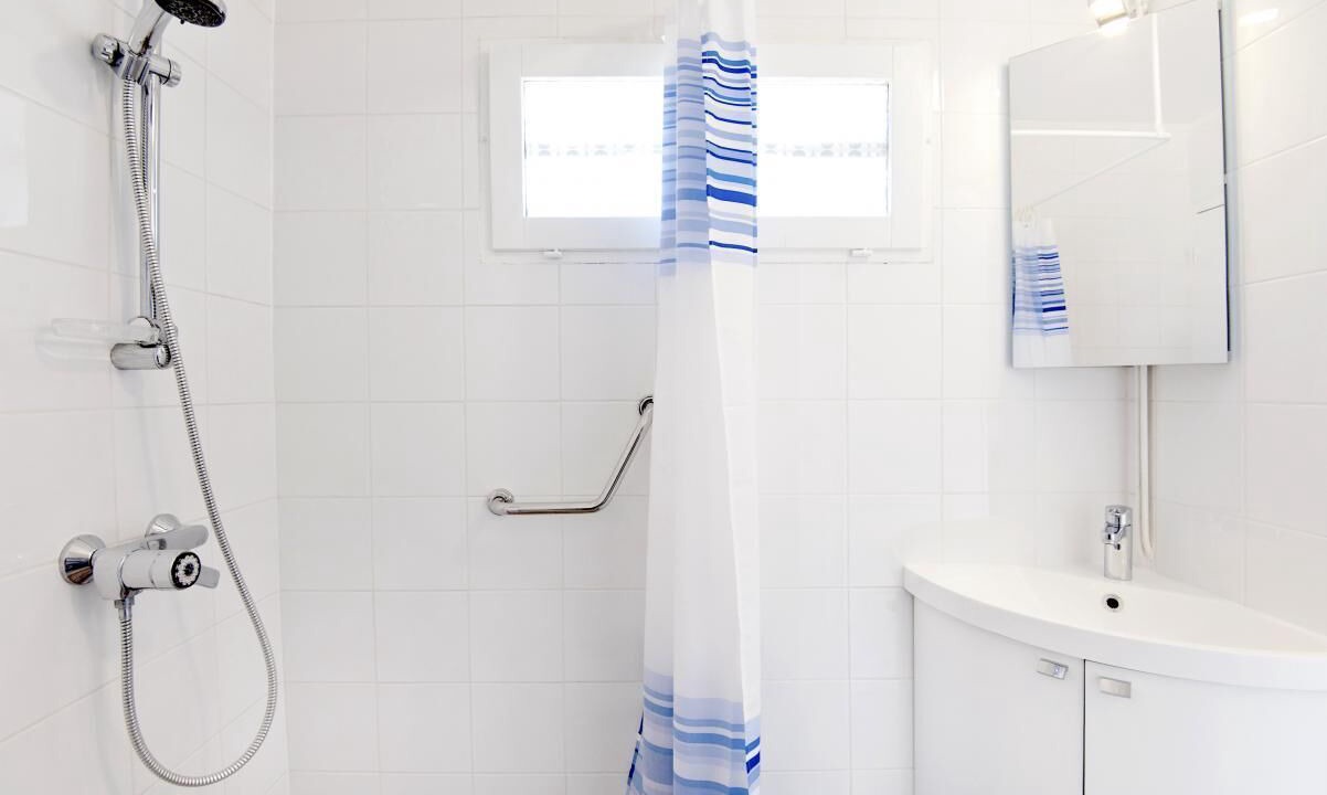 Photo of Bathroom in Saint-Etienne-sur-Chalaronne