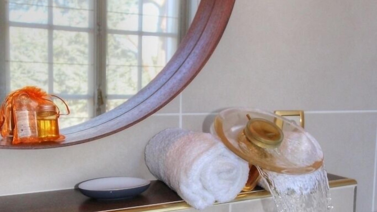 Photo of Bathroom in Montmerle-sur-Saone