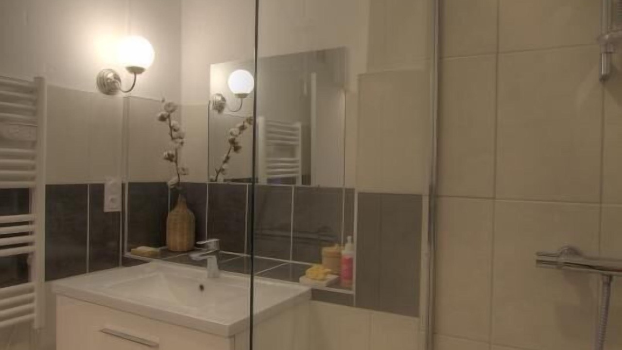 Photo of Bathroom in Chanoz-Chatenay