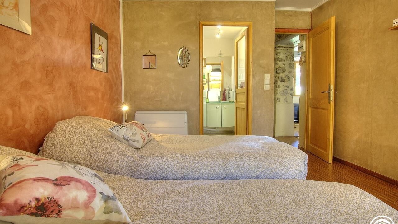 Photo of Bedroom in Saint-Benoit