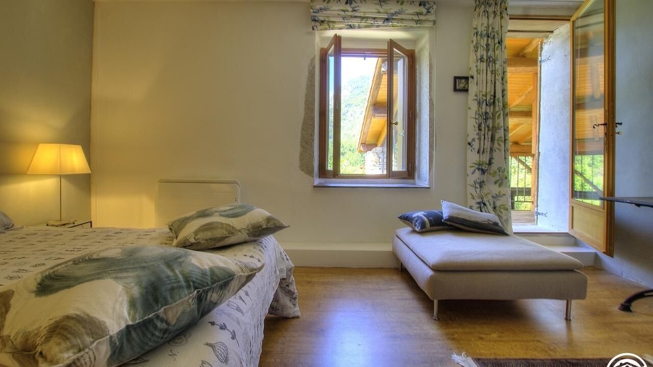 Photo of Bedroom in Saint-Benoit