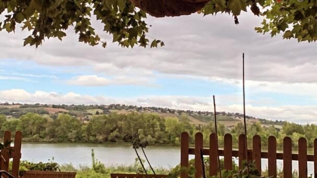 Photo of Outdoor in Saint-Bernard