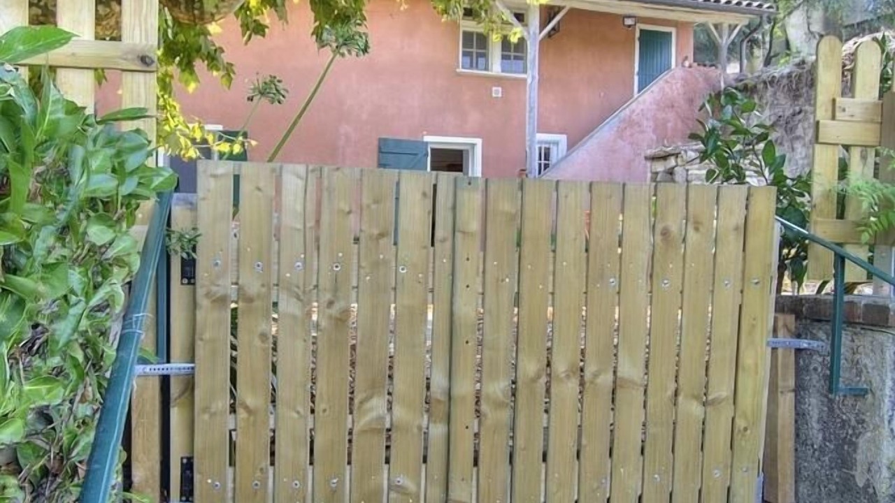 Photo of Outdoor in Saint-Bernard