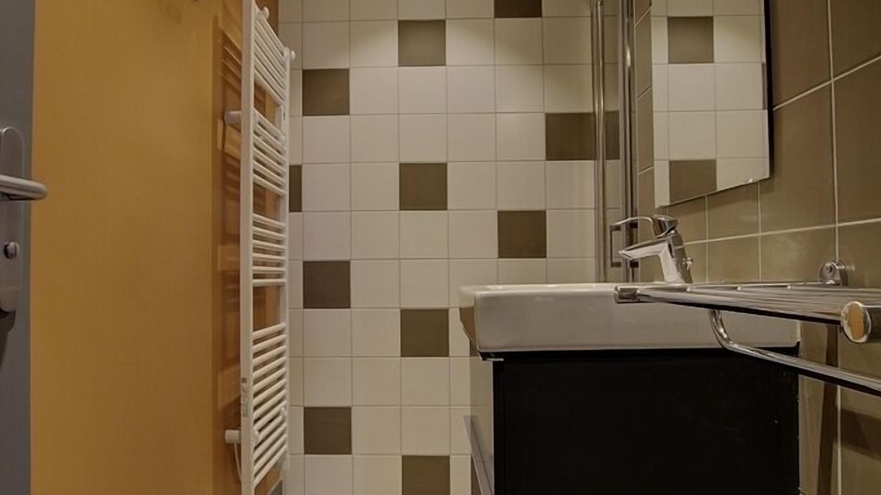 Photo of Bathroom in Sutrieu