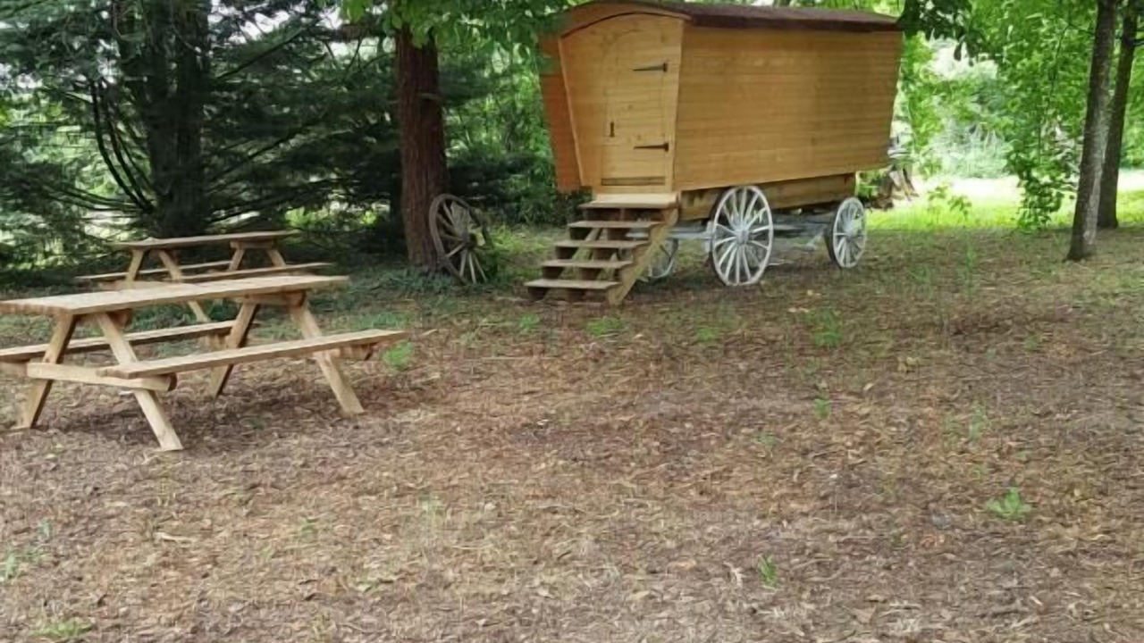 Photo of Outdoor in Bage-la-Ville