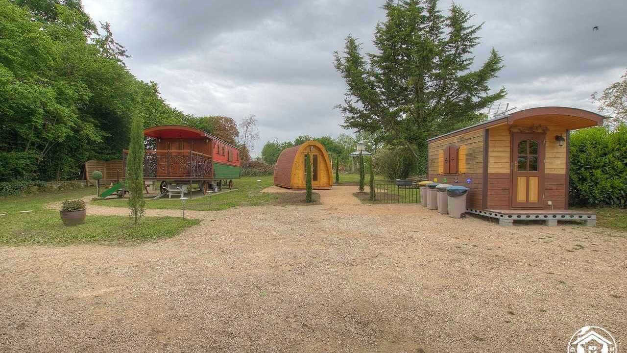 Photo of Outdoor in Bage-la-Ville