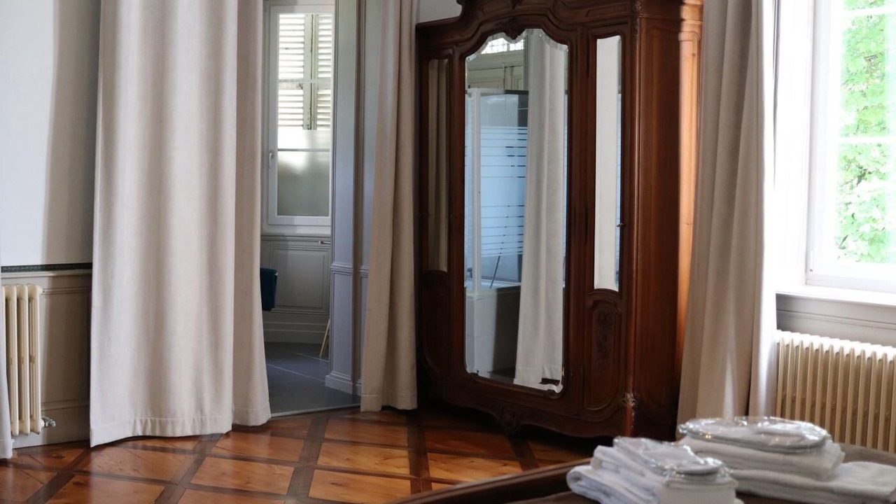 Photo of Bedroom in Bage-la-Ville