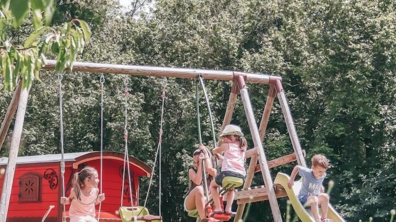 Photo of Others in Bage-la-Ville