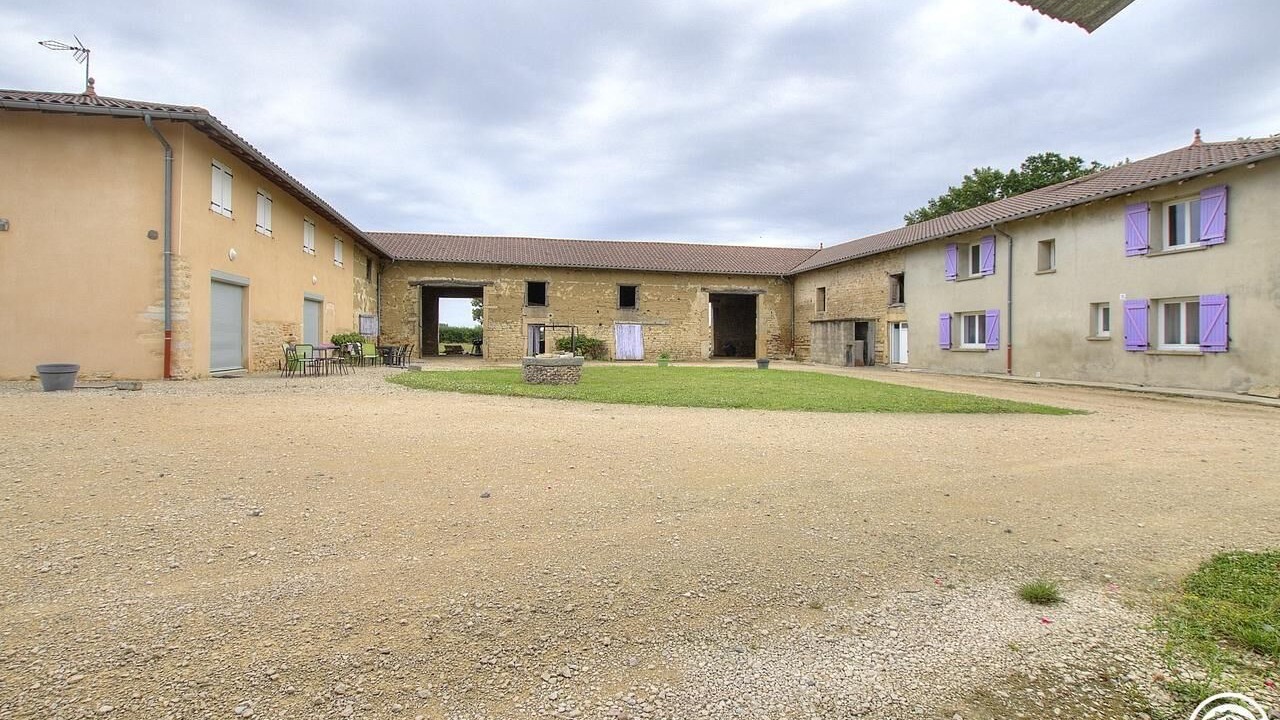 Photo of Outdoor in Saint-Benigne