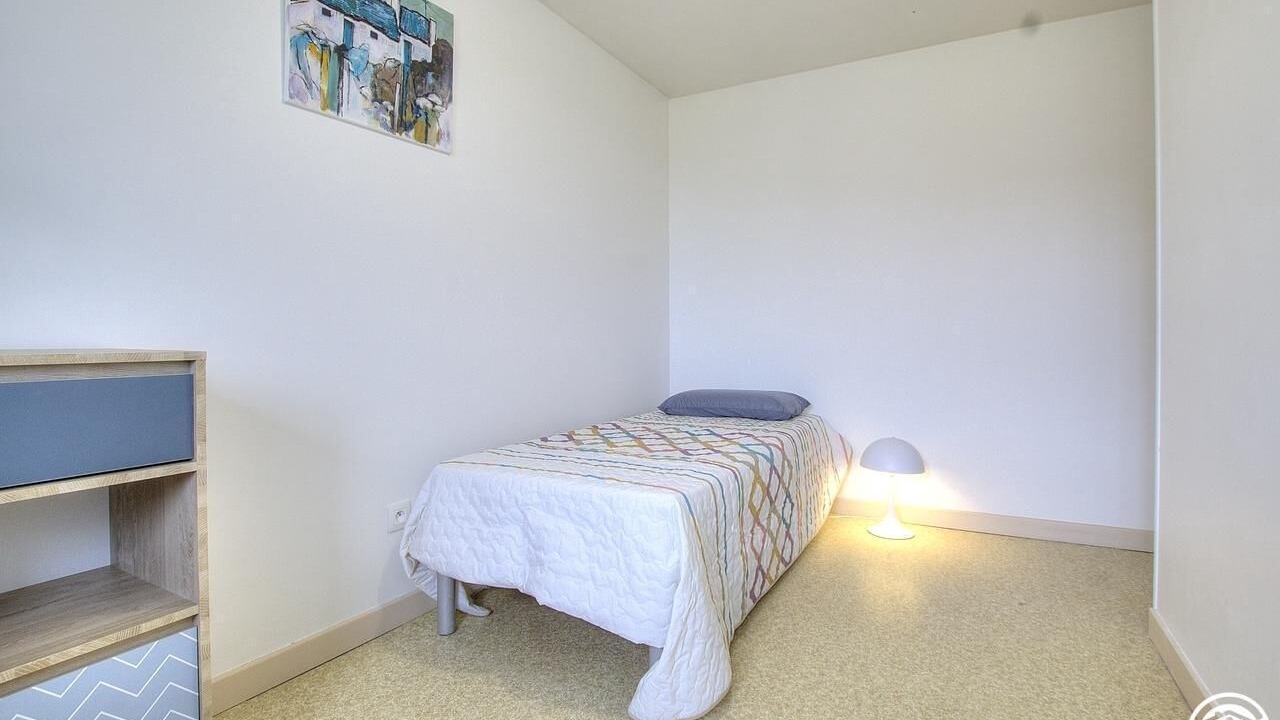 Photo of Bedroom in Saint-Benigne