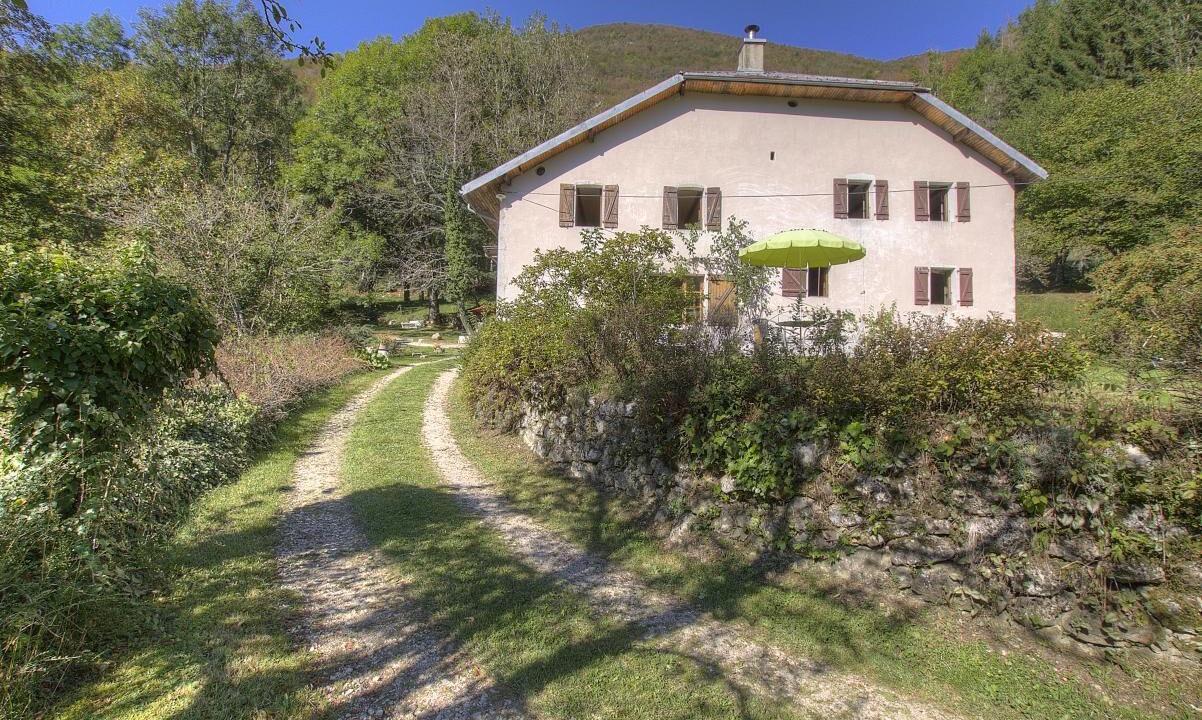 Photo of Outdoor in Chezery Forens