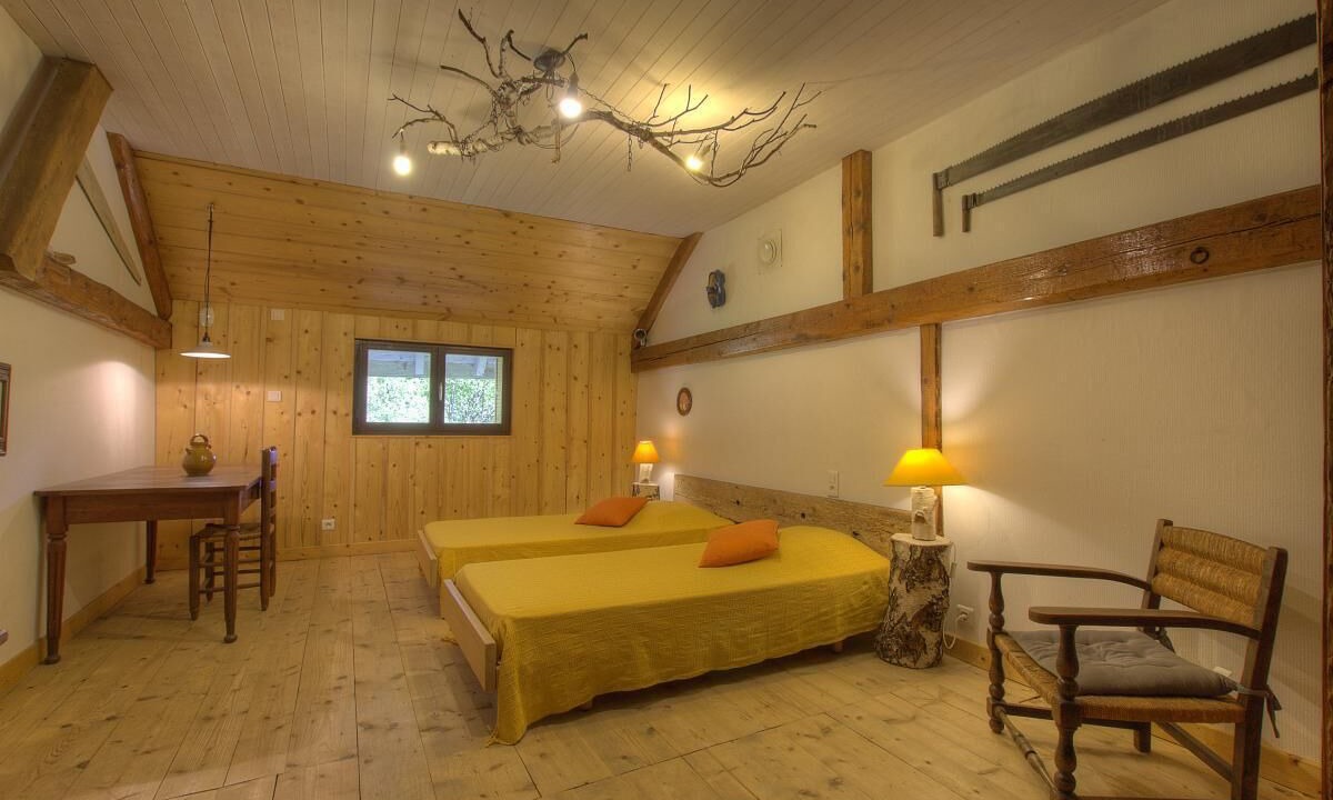 Photo of Bedroom in Chezery Forens