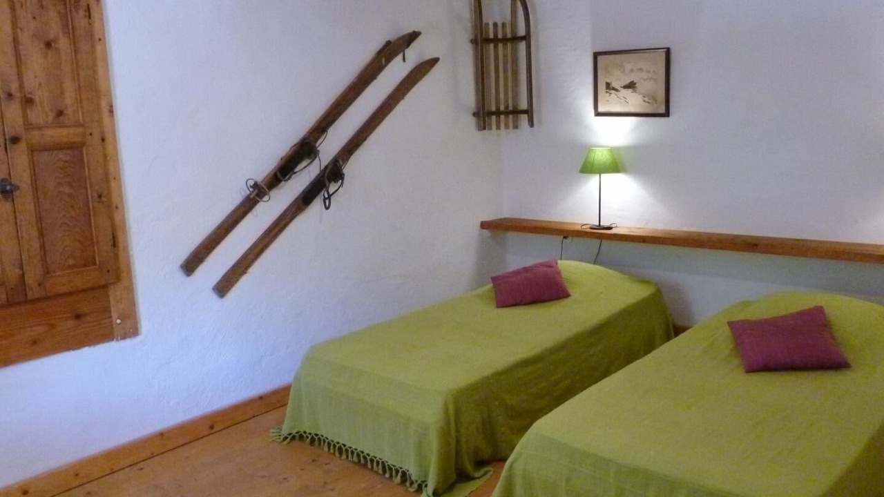 Photo of Bedroom in Chezery Forens