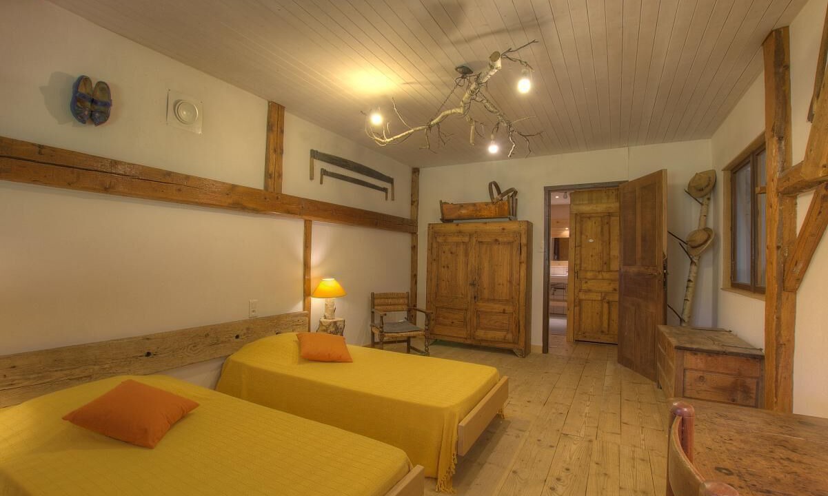 Photo of Bedroom in Chezery Forens