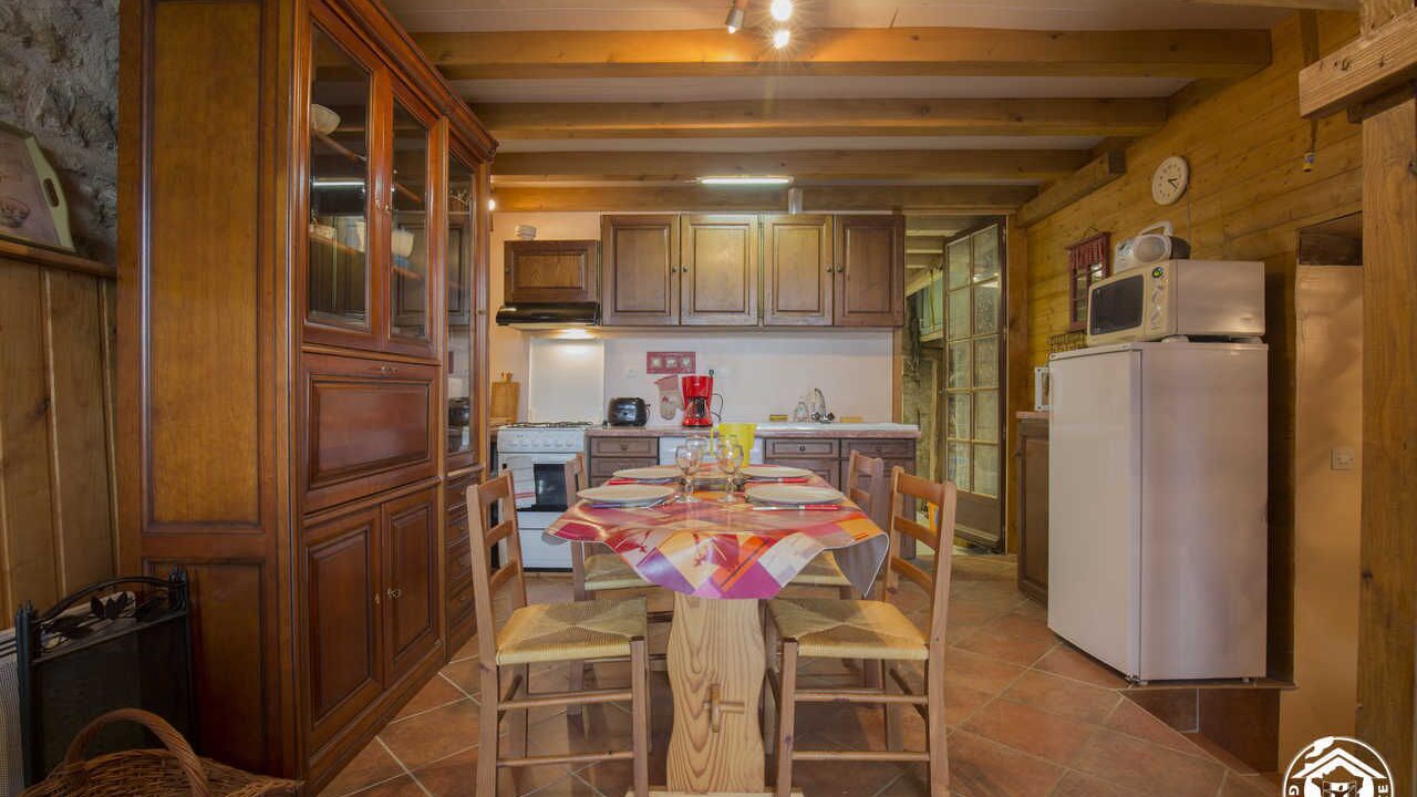 Photo of Kitchen in Nivollet-Montgriffon