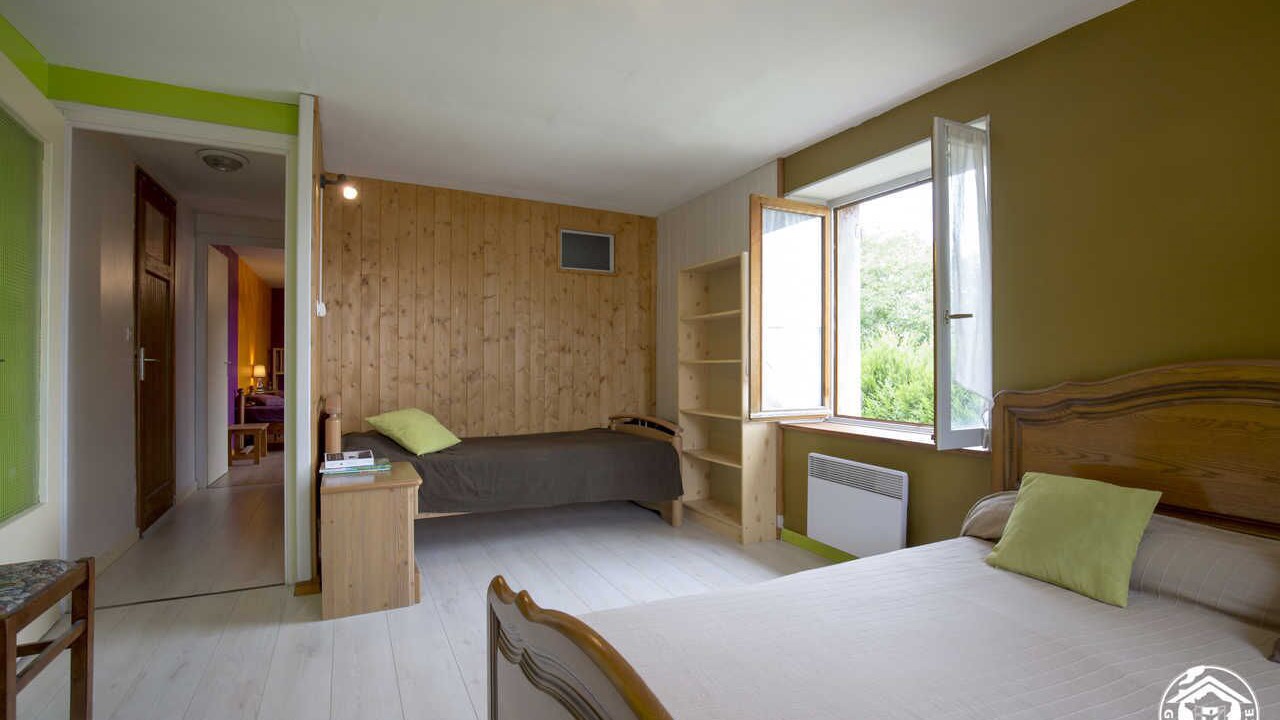 Photo of Bedroom in Nivollet-Montgriffon
