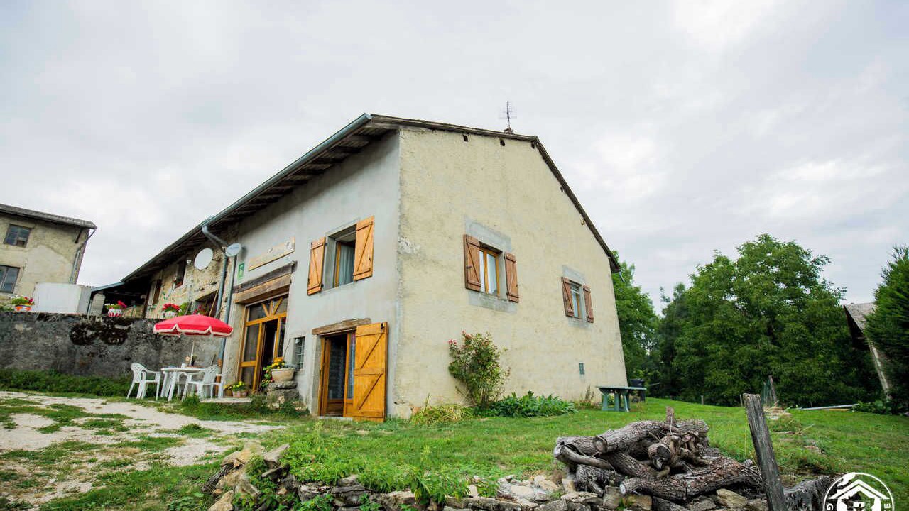 Photo of Outdoor in Nivollet-Montgriffon