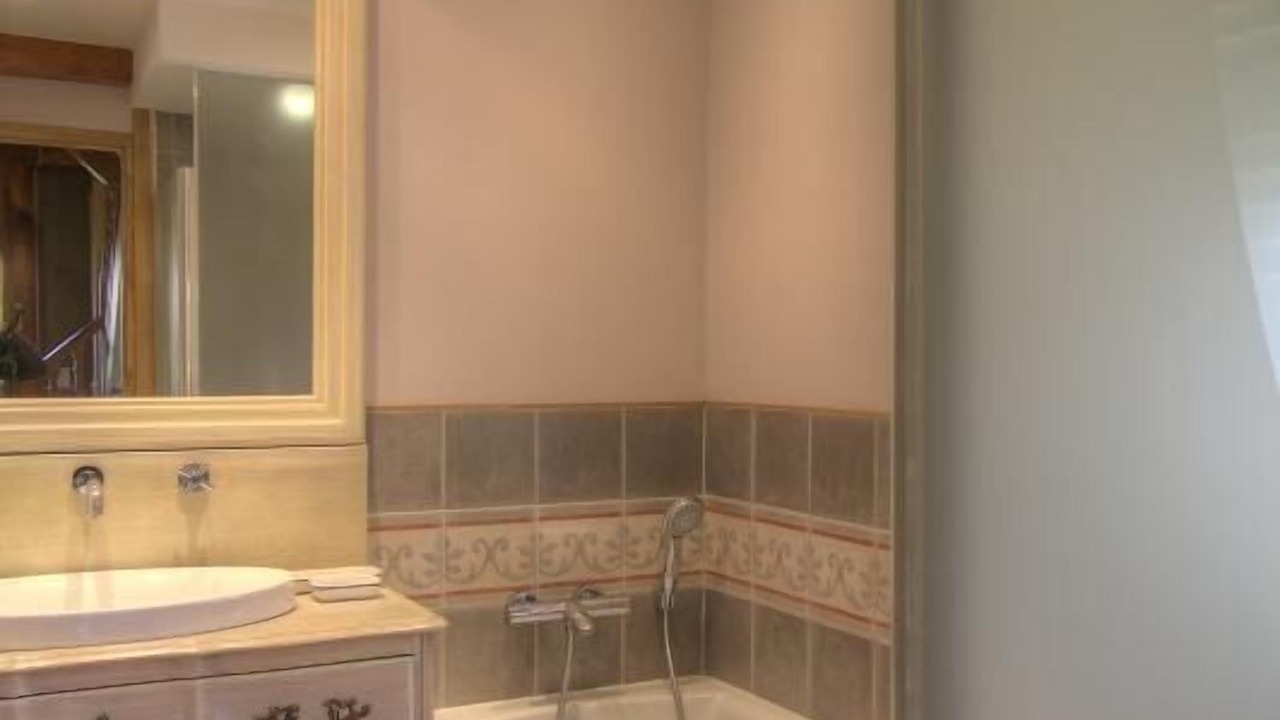 Photo of Bathroom in Conzieu