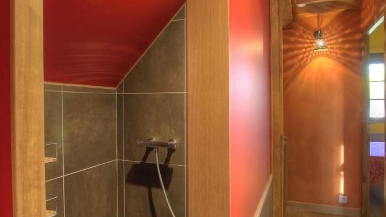 Photo of Bathroom in Conzieu