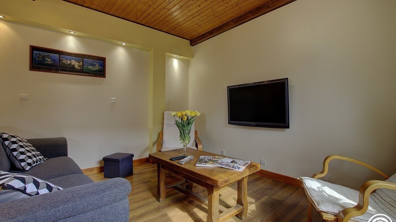 Photo of Livingroom in Outriaz