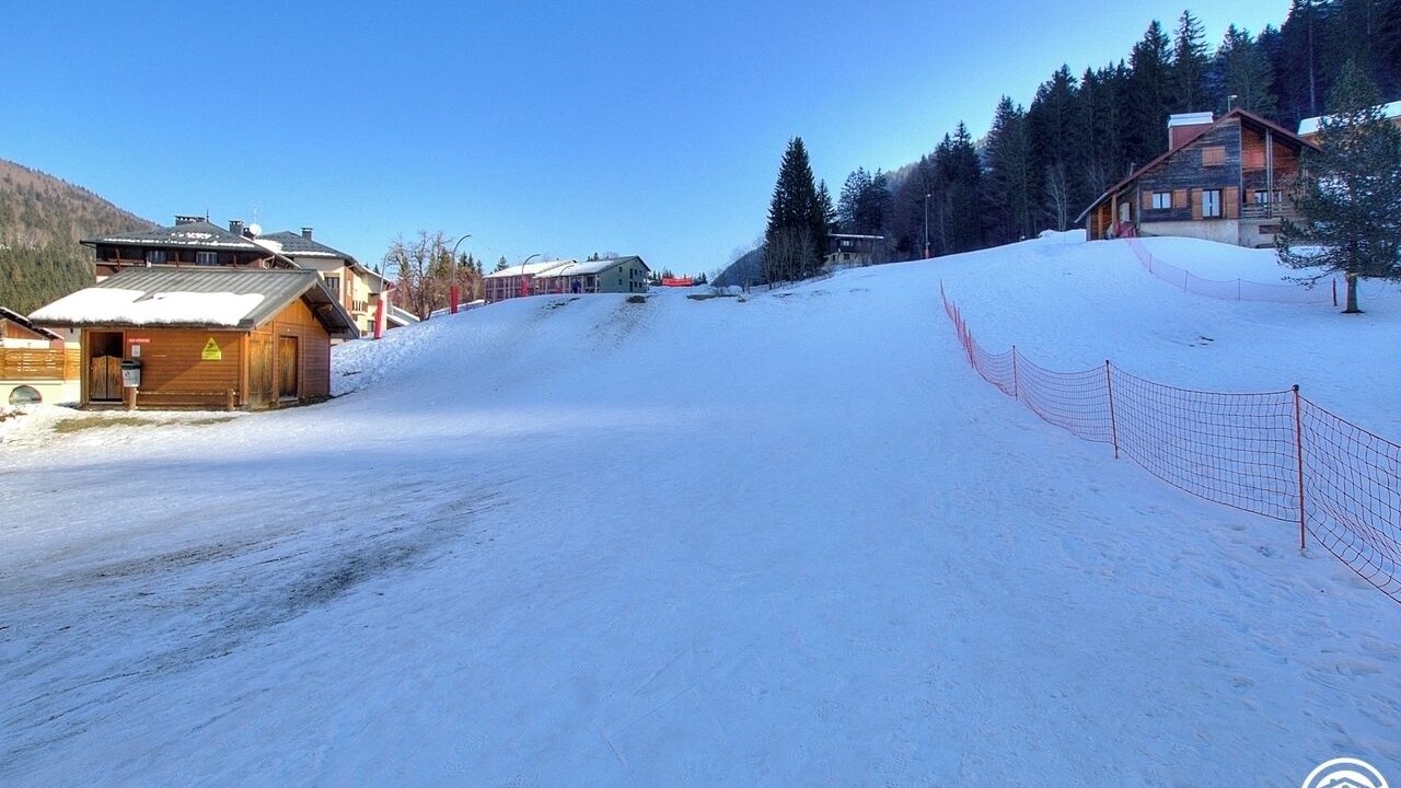 Photo of Others in Mijoux