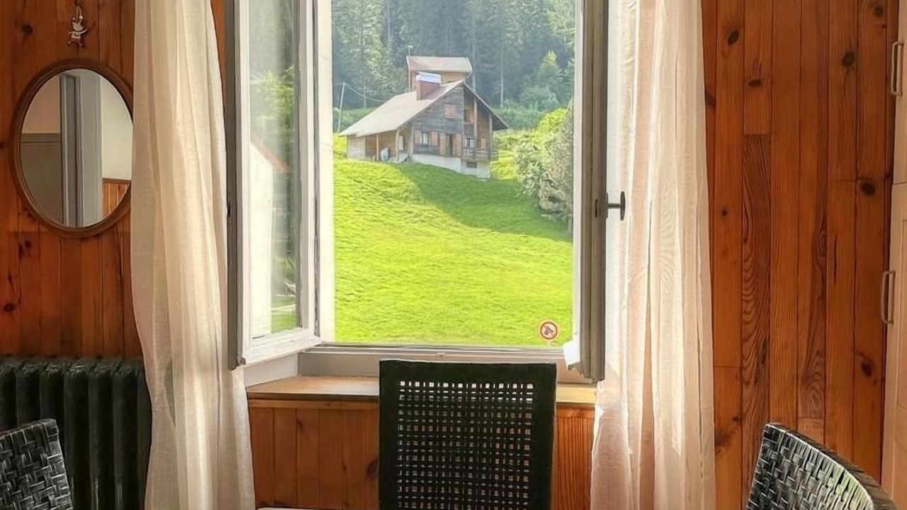 Photo of Others in Mijoux