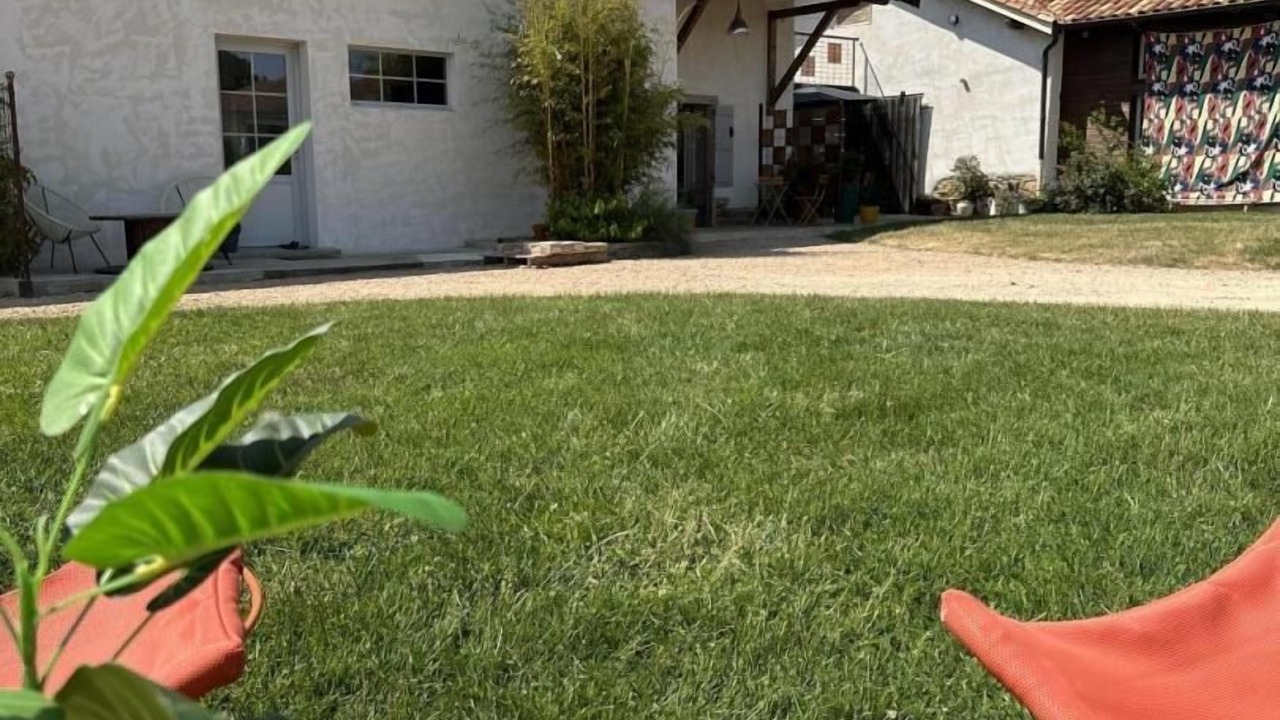 Photo of Outdoor in Saint-Jean-sur-Veyle