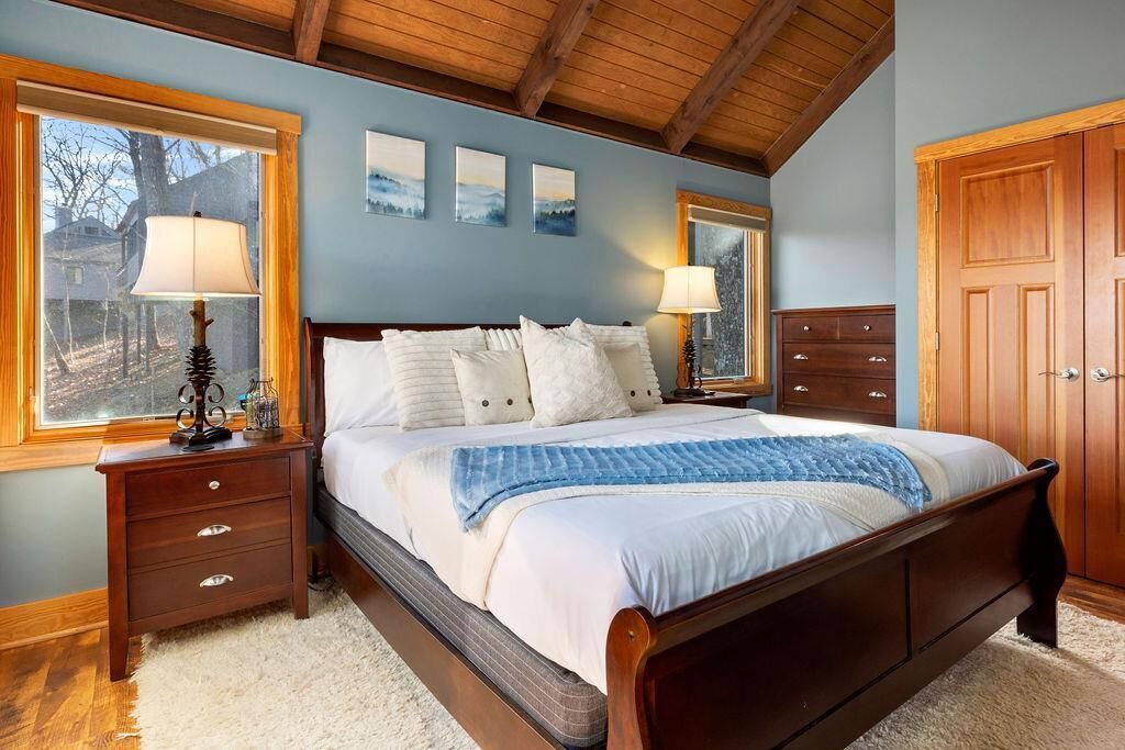 Photo of Bedroom in Treeloft