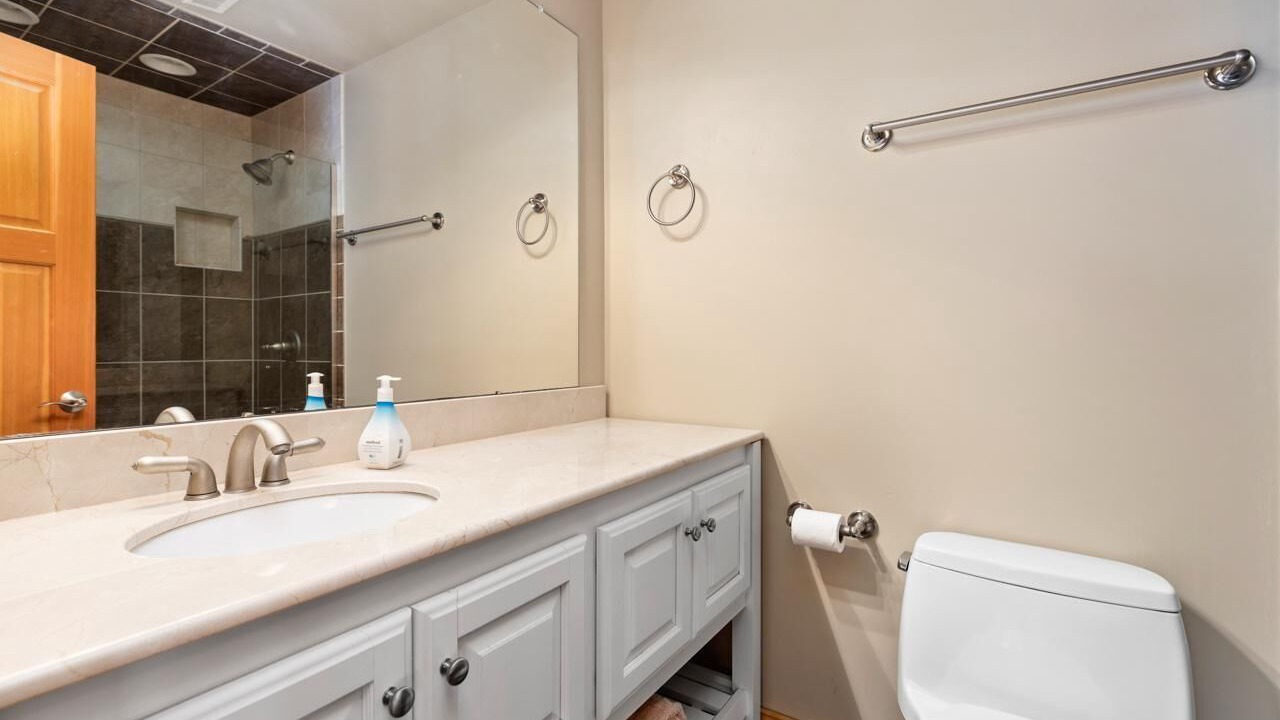 Photo of Bathroom in Treeloft