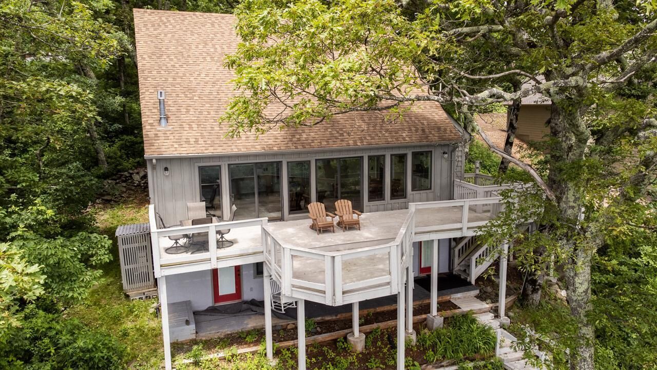 Photo of Patio Balcony in Roseland