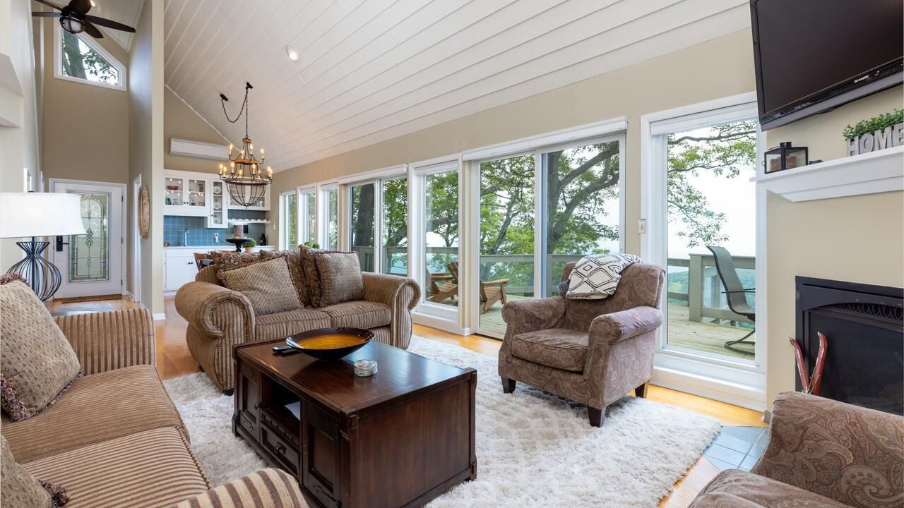 Photo of Livingroom in Roseland