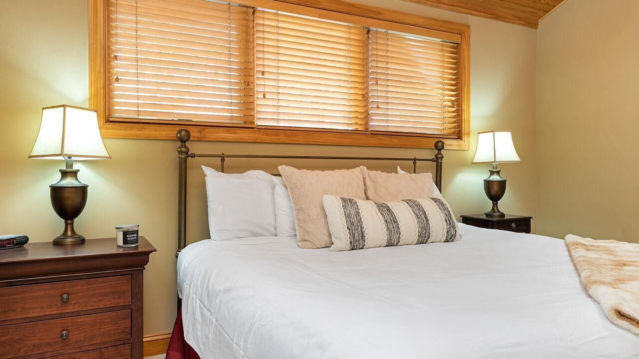 Photo of Bedroom in Chestnut Springs
