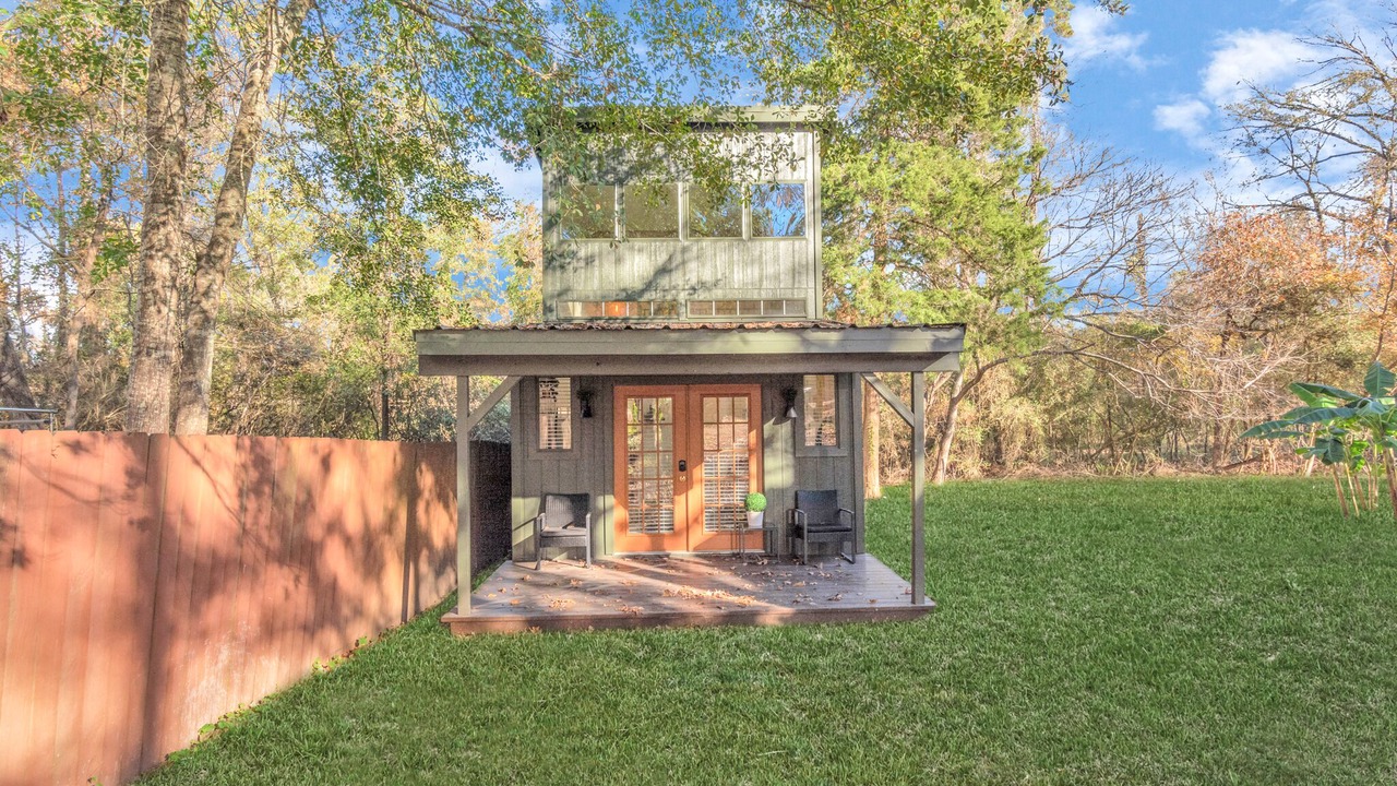 Photo of Outdoor in Montgomery