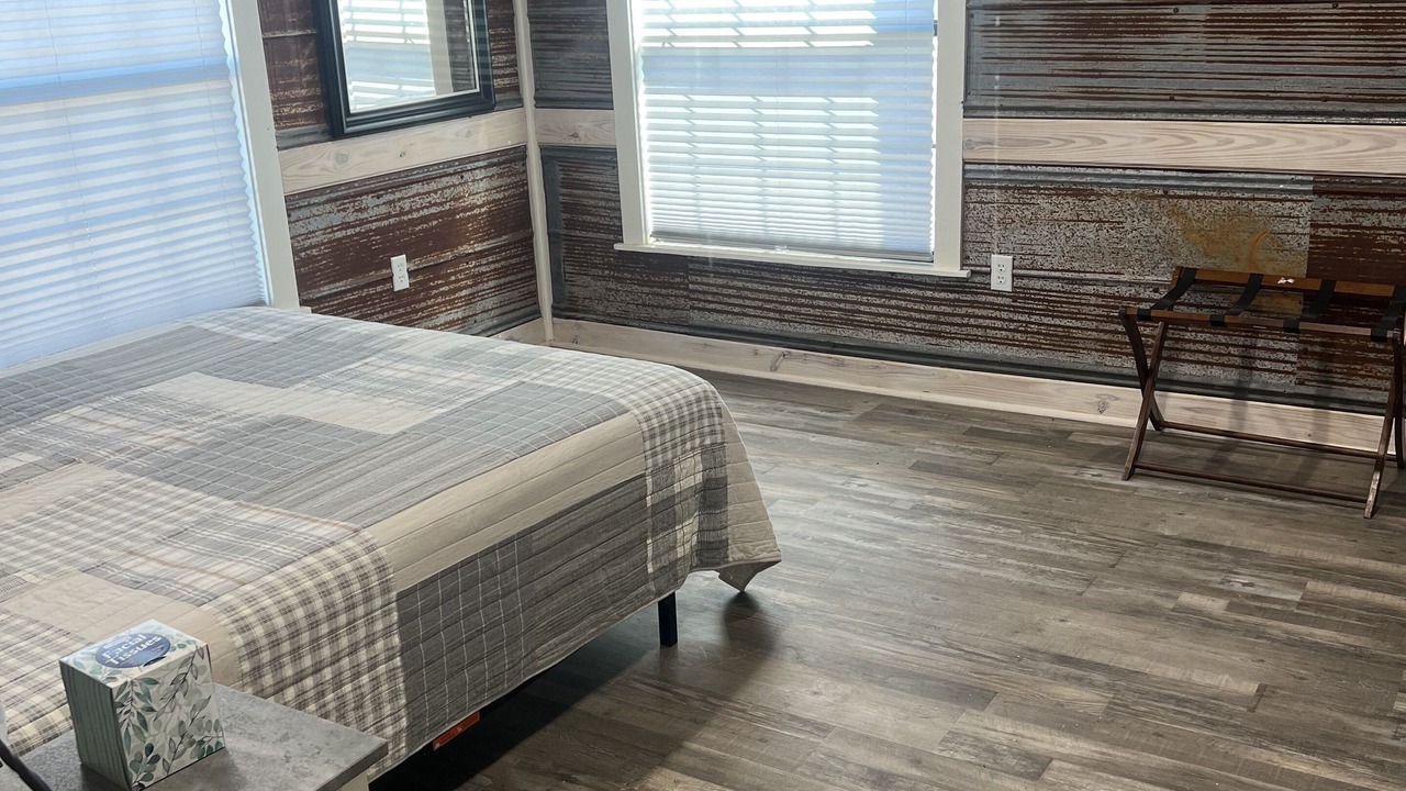 Photo of Bedroom in Mason