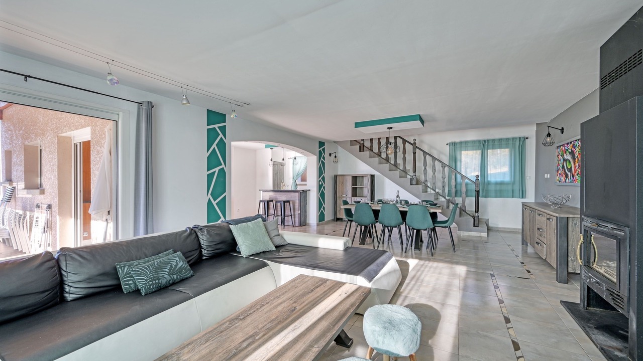Photo of Livingroom in Joyeuse
