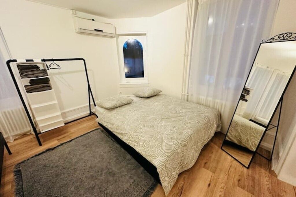 Photo of Bedroom in Uster District