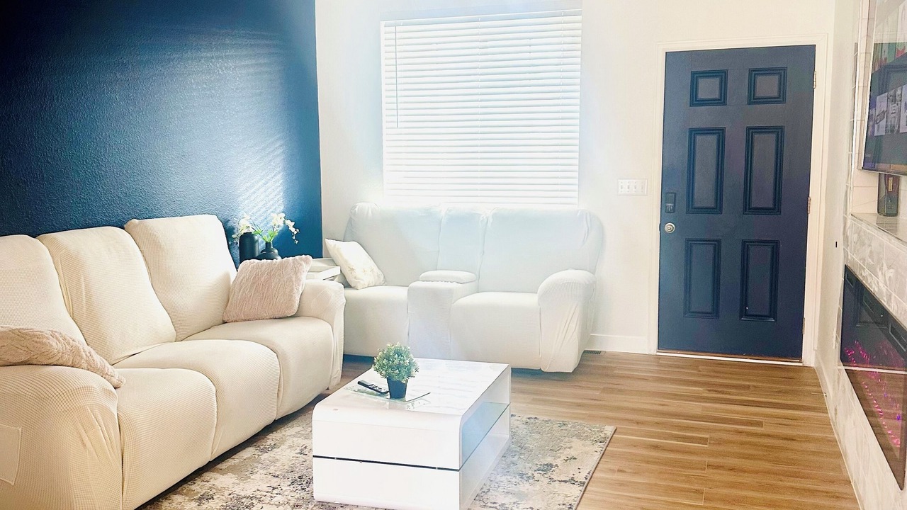 Photo of Livingroom in Green Valley Ranch