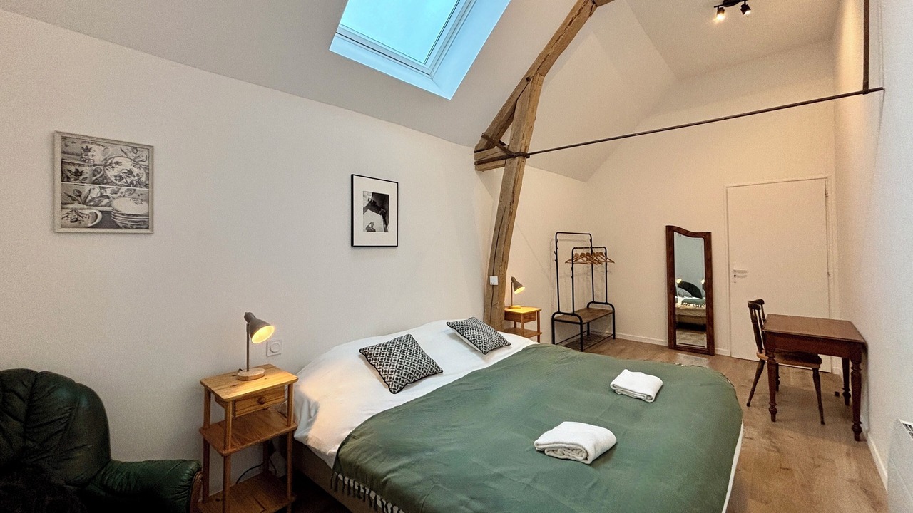 Photo of Bedroom in Gien